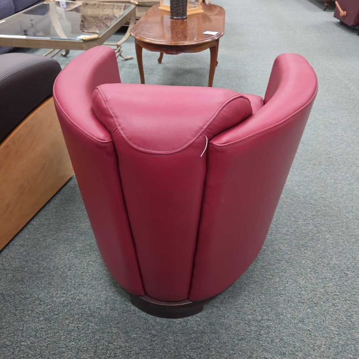 RED LEATHER CHAIR ALK