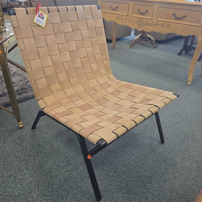 POTTERY BARN SHAY LEATHER ACCENT CHAIR LSH
