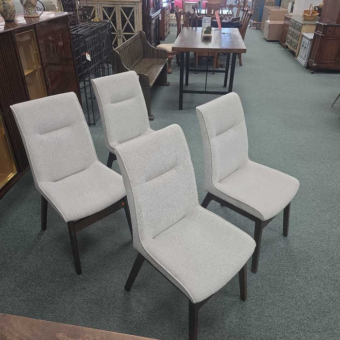 SET OF 4 CHAIRS BTK