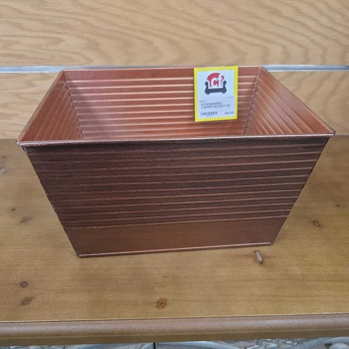COPPER BUCKET BT