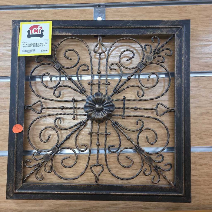 METAL SQUARE DECOR BA
