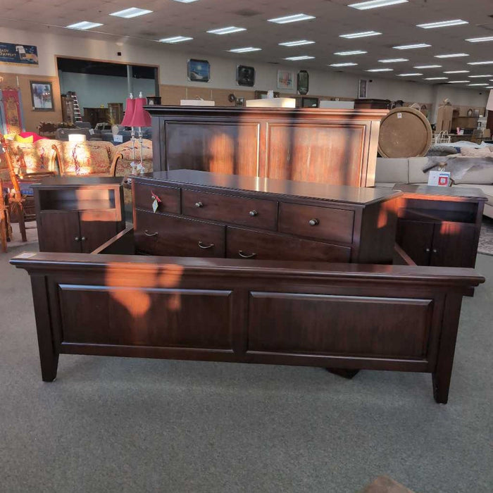 CAL KING BED