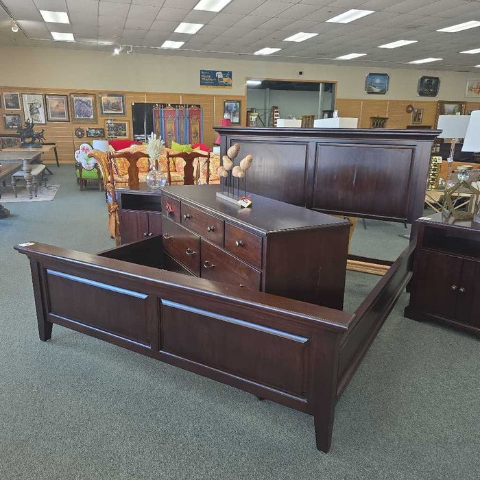 CAL KING BED