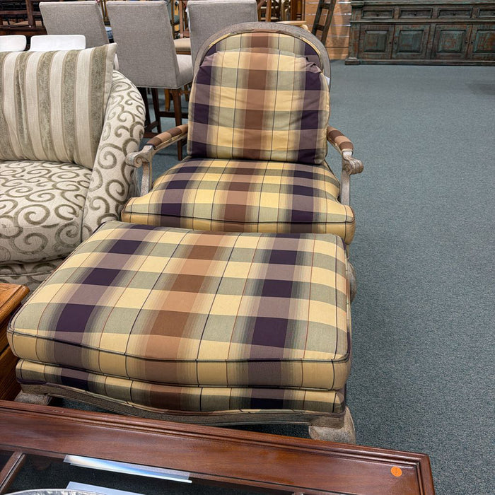 THOMASVILLE CHAIR WITH OTTOMAN BTK