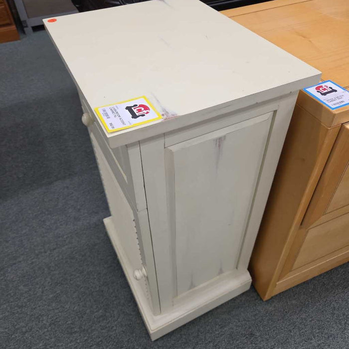 ACCENT CABINET KL