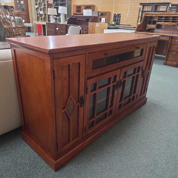 TV STAND BTK
