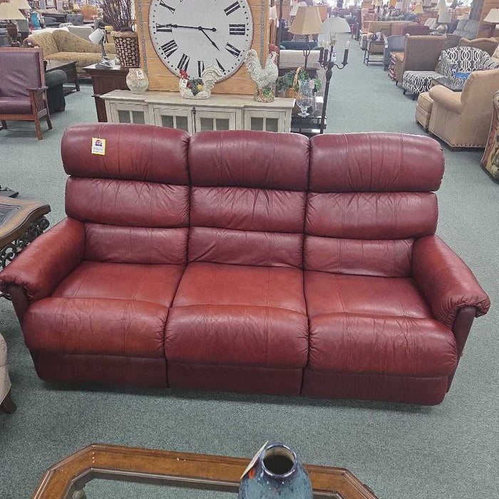LAZBOY RECLINING SOFA LAC