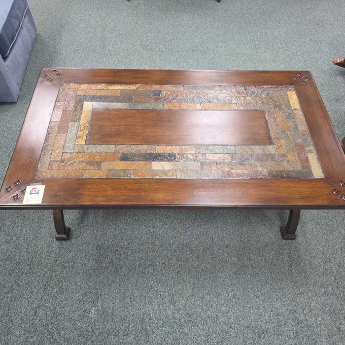 COFFEE TABLE WITH SLATE BHC