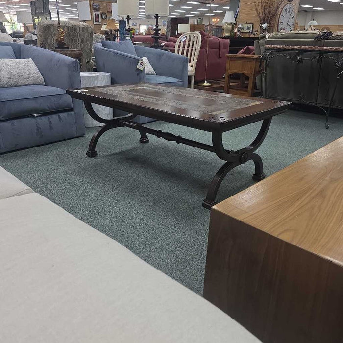COFFEE TABLE WITH SLATE BHC