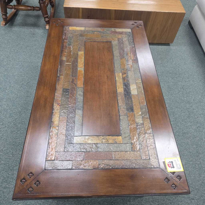 COFFEE TABLE WITH SLATE BHC