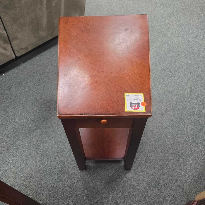 ACCENT TABLE WITH DRAWER LS