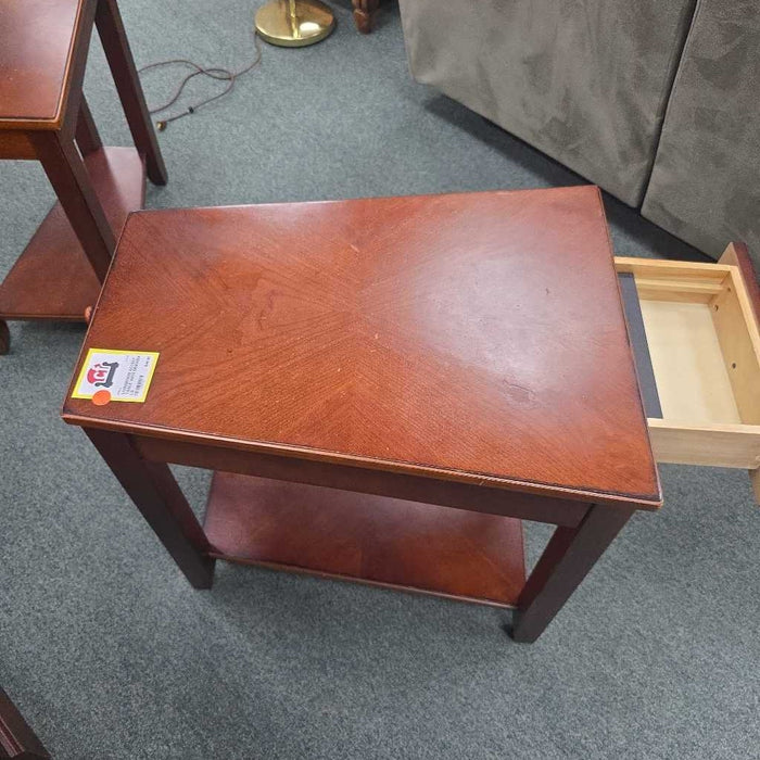 ACCENT TABLE WITH DRAWER LS
