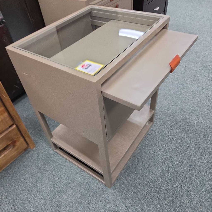 NIGHTSTAND BHC