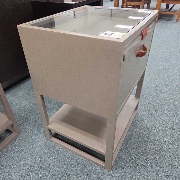 NIGHTSTAND BHC