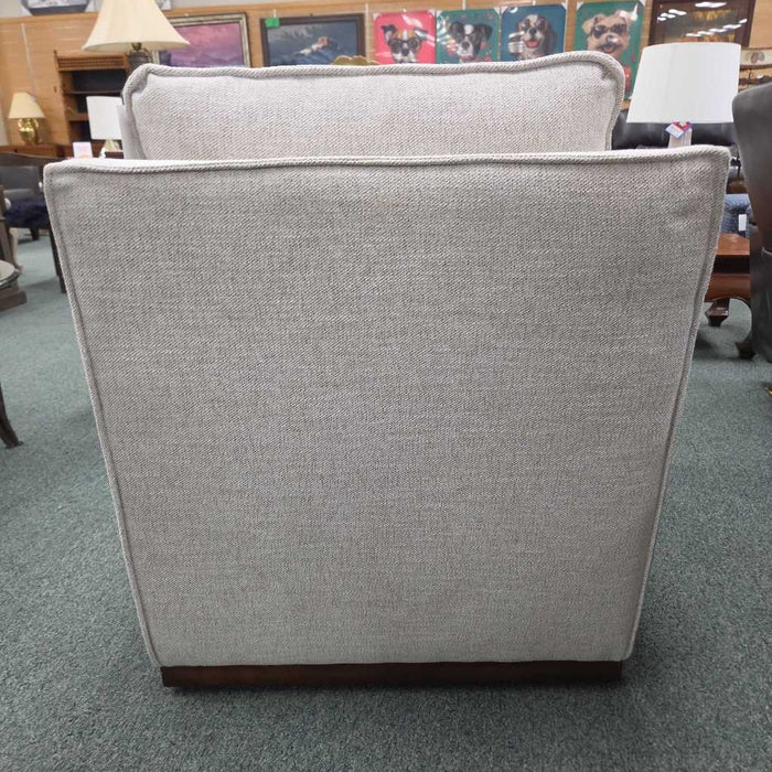 SWIVEL CHAIR BAH