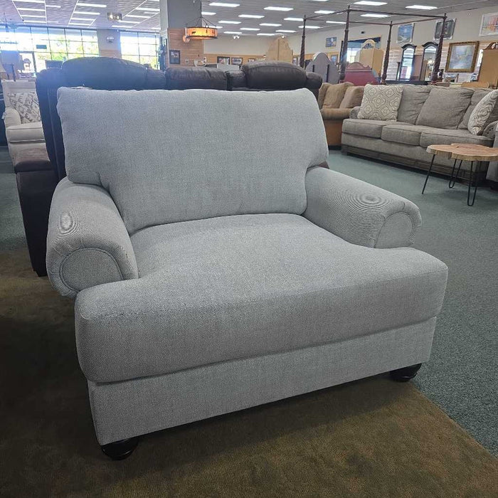 CHAIR AND A HALF BST