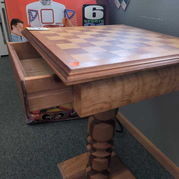 CHESS TABLE TB