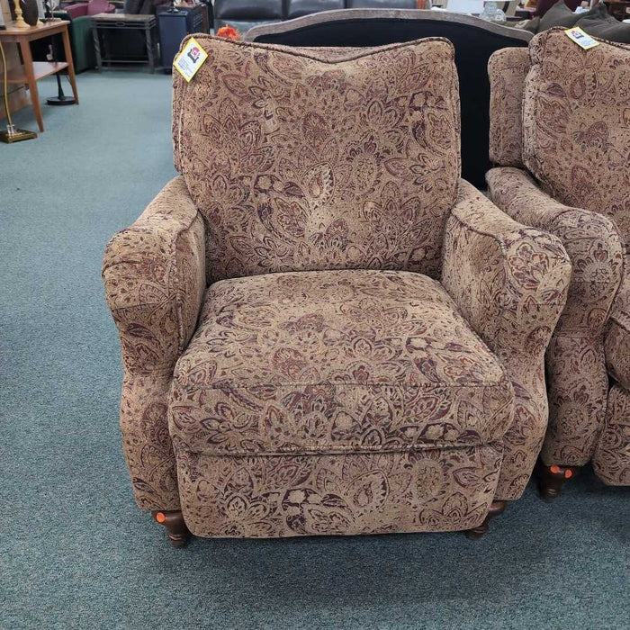 BASSETT PUSH BACK RECLINER BTK