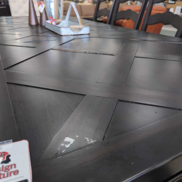 PULASKI CALDWELL TABLE WITH 10 CHAIRS AND 2 LEAVES MIH