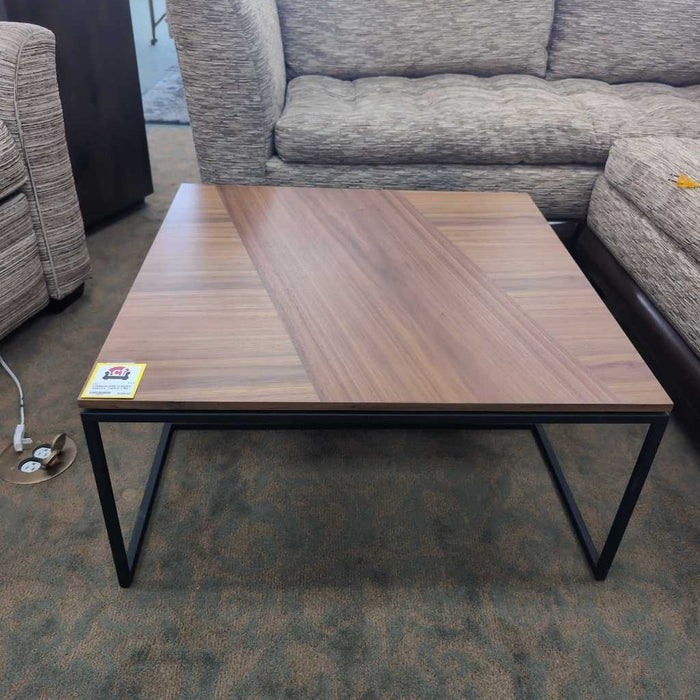 TOBIAS COFFEE TABLE LSH