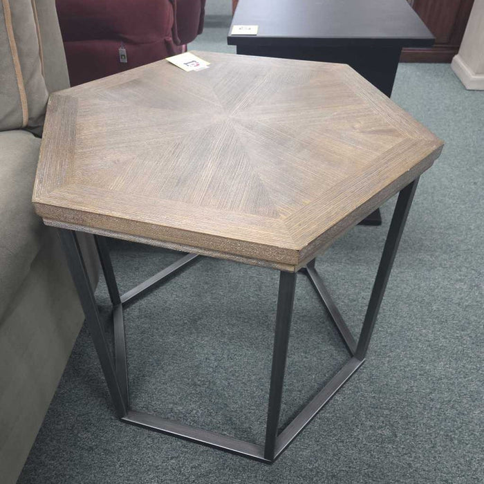 ACCENT TABLE MI