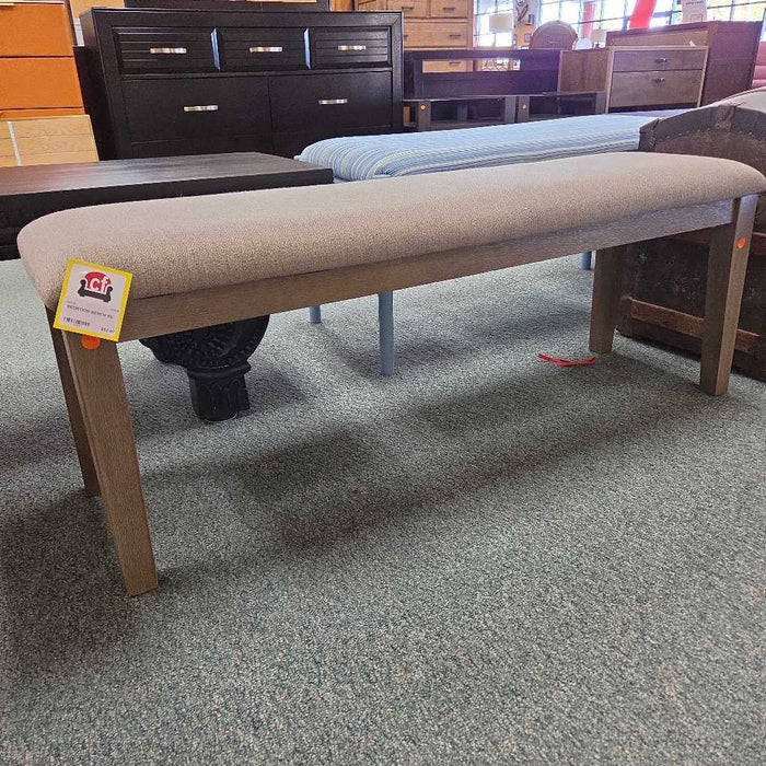 BENCH KL