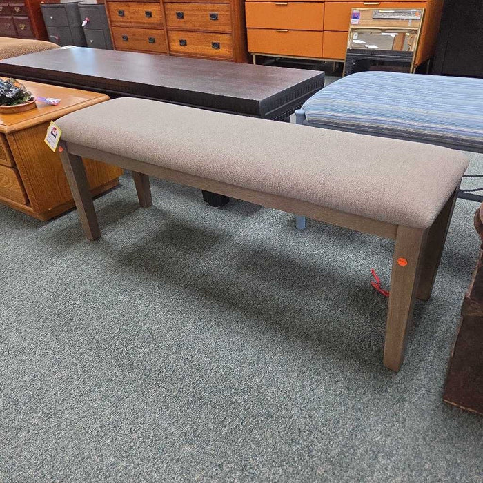 BENCH KL