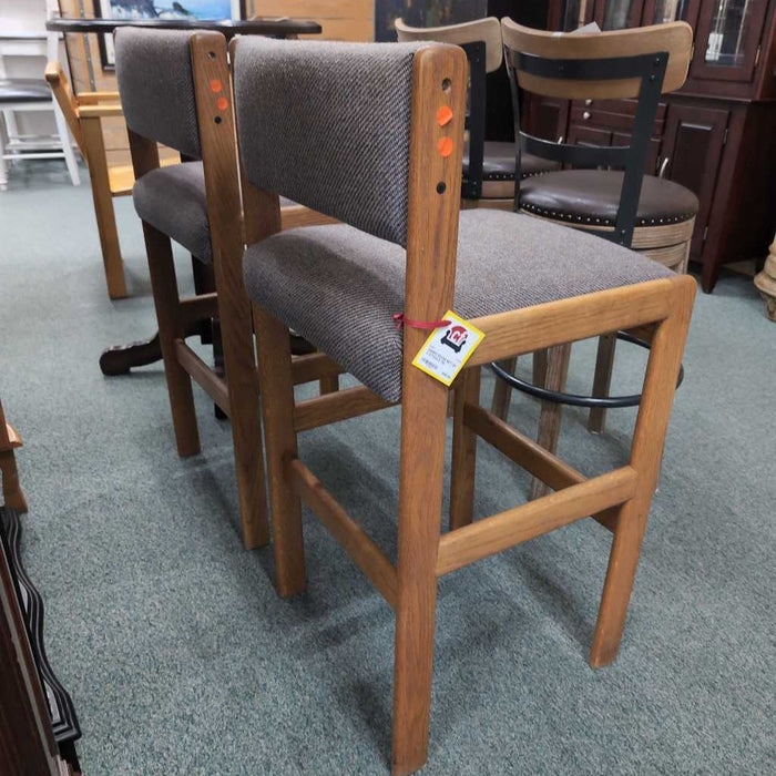 SET OF 2 STOOLS TB