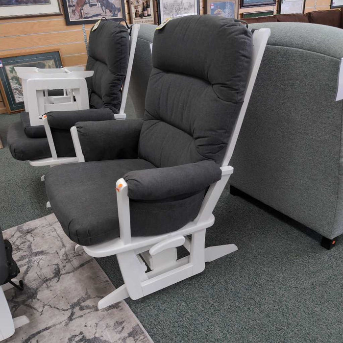 ROCKING CHAIR WITH OTTOMAN BAH