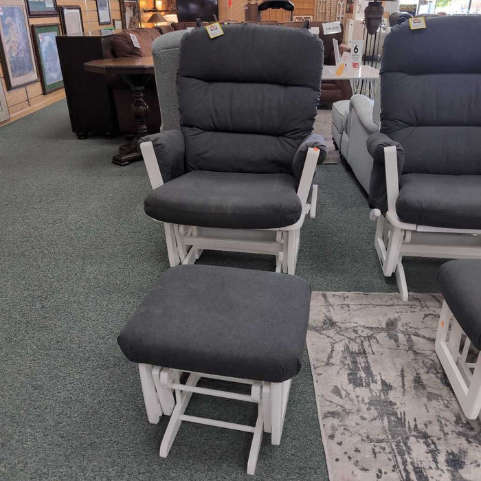 ROCKING CHAIR WITH OTTOMAN BAH