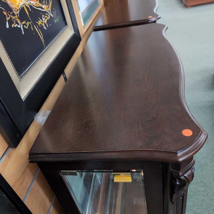 CURIO CABINET BAH