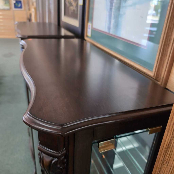 CURIO CABINET BAH