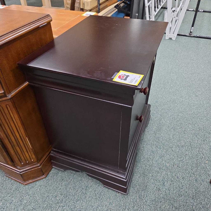 NIGHTSTAND LS