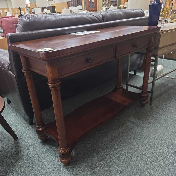 BASSETT SOFA TABLE BTK