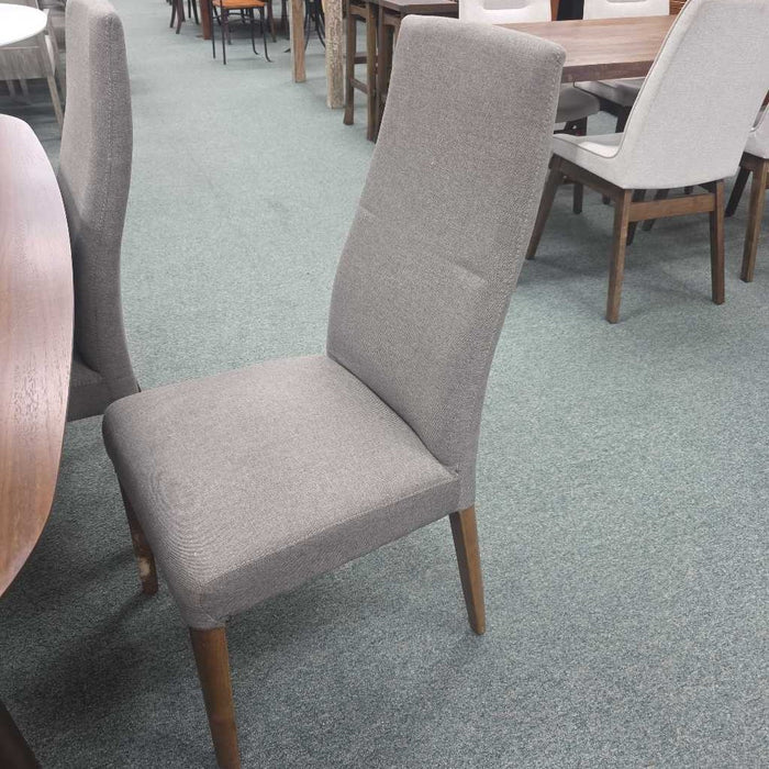 TABLE WITH 6 CHAIRS LSH