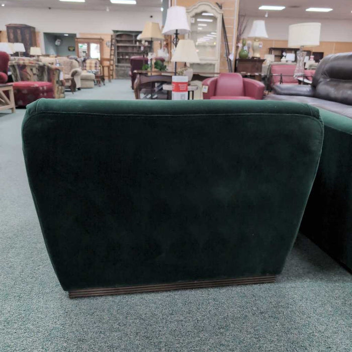 GREEN ACCENT CHAIR BAH