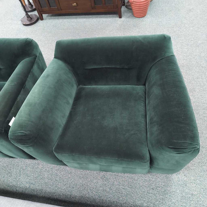 GREEN ACCENT CHAIR BAH