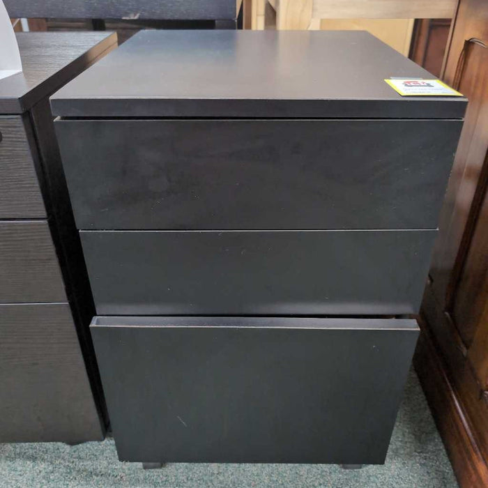 FILE CABINET AT