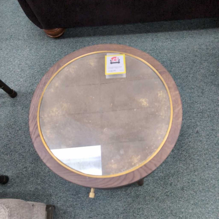ROUND ACCENT TABLE AT