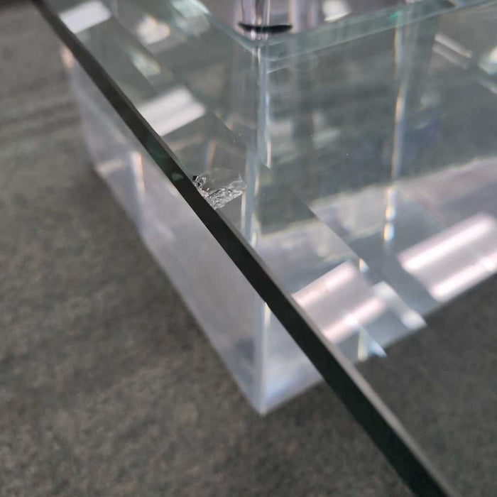 GLASS COFFEE TABLE SKH