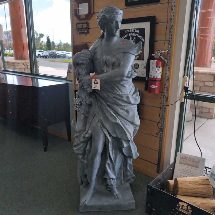 STATUE BAH