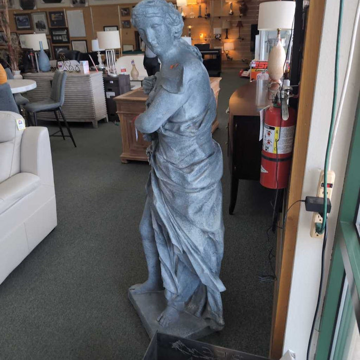 STATUE BAH