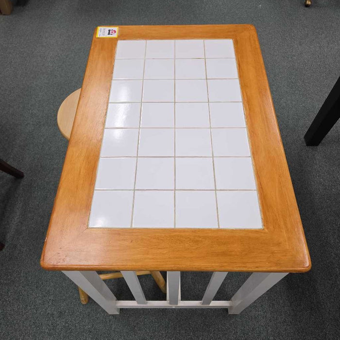 TABLE WITH 2 STOOLS MI