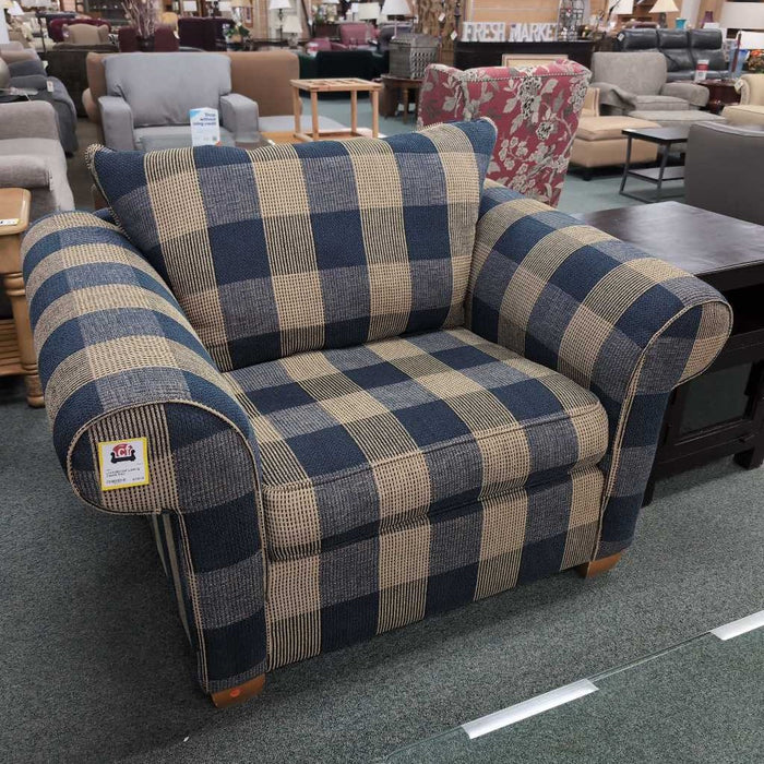 LARGE CHAIR BAH