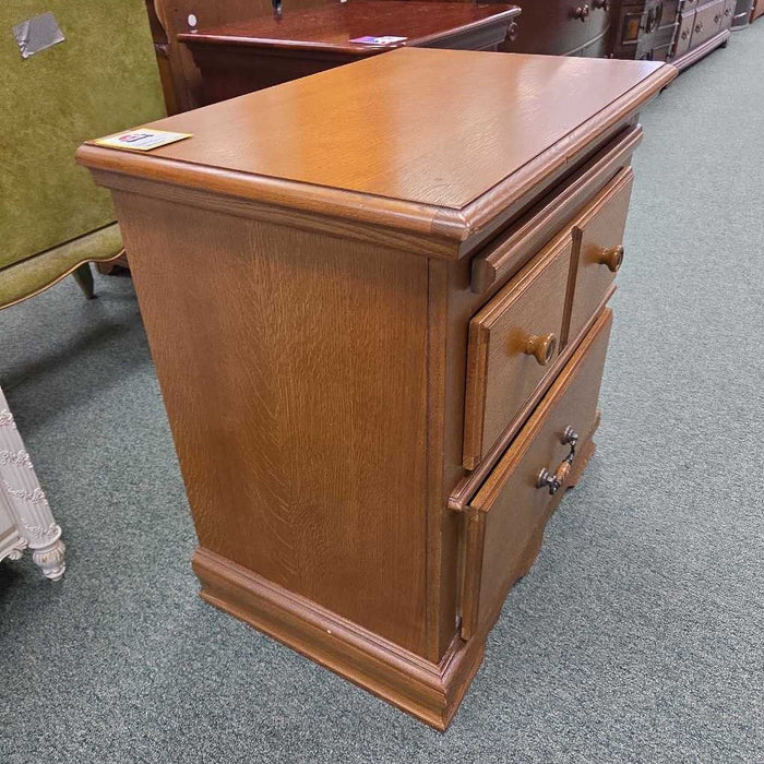 NIGHTSTAND LS