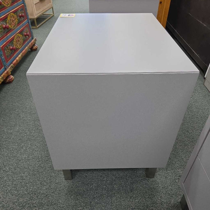 ROOM & BOARD NIGHTSTAND BAH