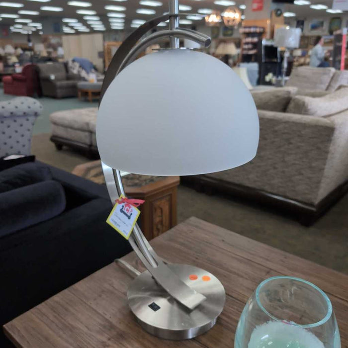 LAMP AT