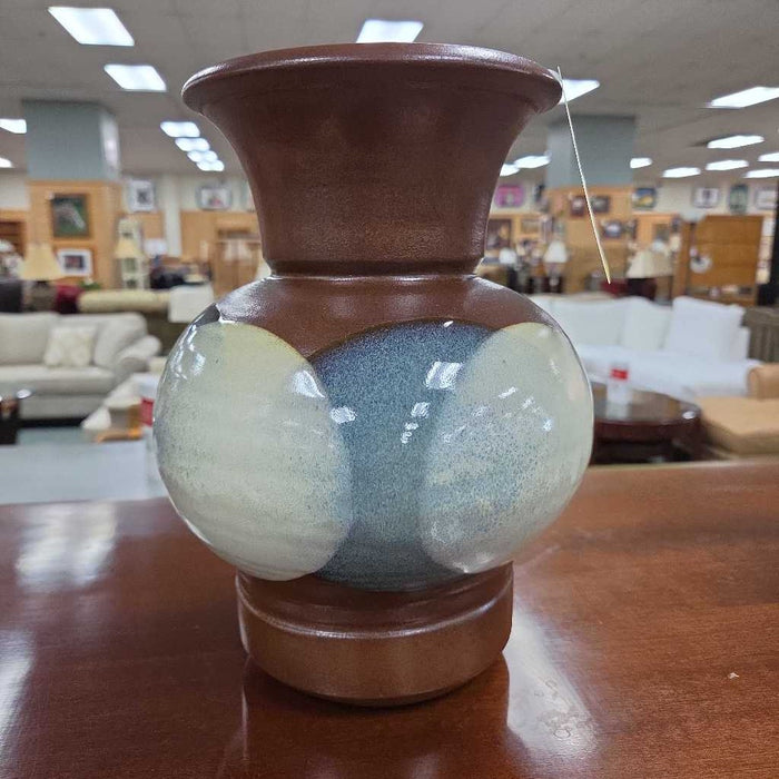 BROWN, BLUE, & WHITE VASE BA
