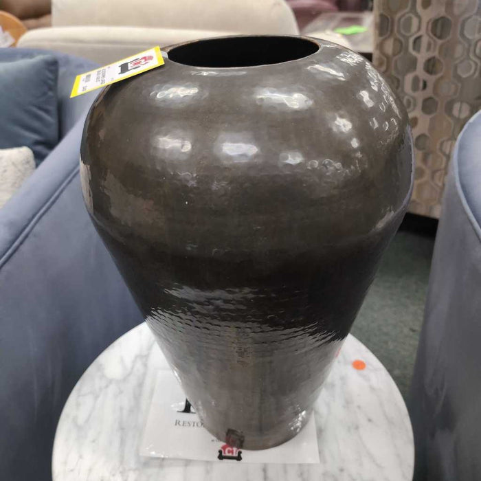 LARGE BRASS VASE BT