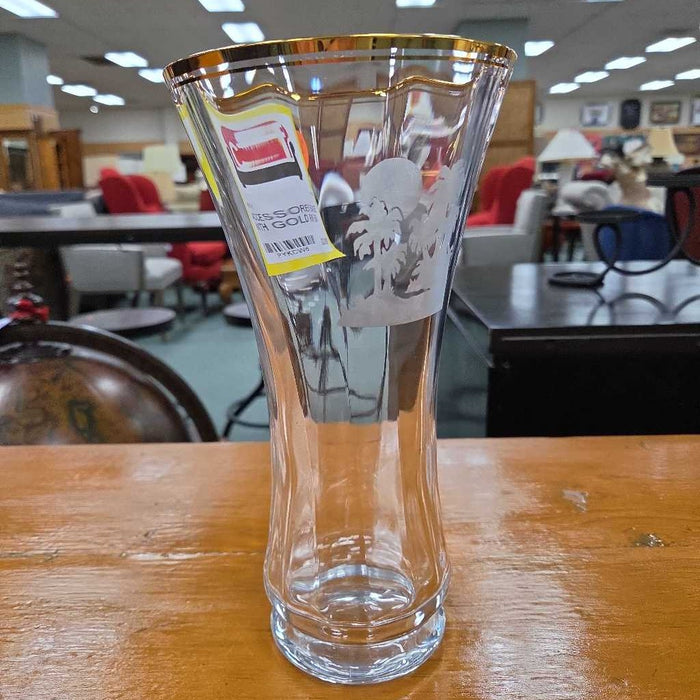 VASE WITH GOLD RIM BA
